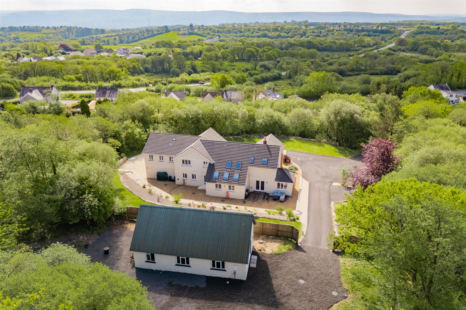 Pant Y Meillion, Llandeilo Road, Gorslas, Llanelli, SA14 7LR